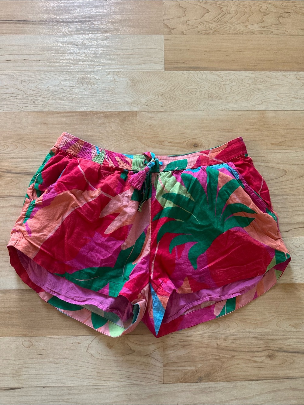 Vineyard Vines Tropical Drawstring Shorts — Pink, Green, Coral